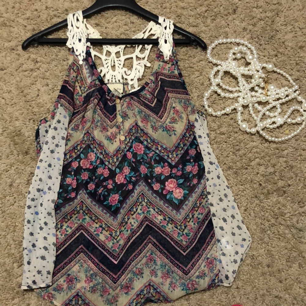 daytrip sheer tank with multi patterns. size s